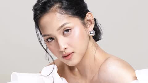 Veronica Lodge online show from 11/23/25, 03:50