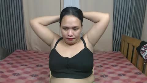 ur_pinay_naughty_morena online show from 10/28/25, 11:47
