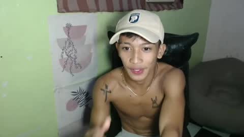 Snapshot of ur_raffy chatting on 02/16/25, 12:30 ur_raffy online show from 02/16/25, 12:30