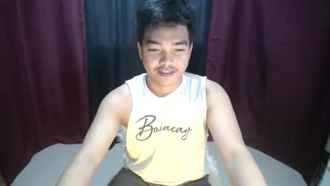 Snapshot of ur_rald chatting on 04/12/26, 03:55 rald online show from 04/12/26, 03:55