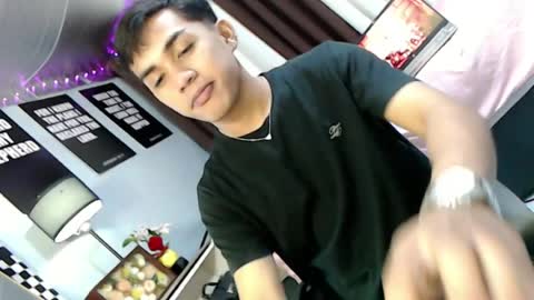 Snapshot of ur_shan21 chatting on 08/07/26, 05:37 ur_shan21 online show from 08/07/26, 05:37