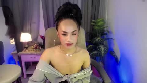 Snapshot of ur_sweet_atarah18 chatting on 09/25/25, 11:14 Atarah online show from 09/25/25, 11:14