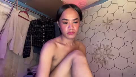 Snapshot of ur_sweet_atarah18 chatting on 11/14/25, 08:35 Atarah online show from 11/14/25, 08:35