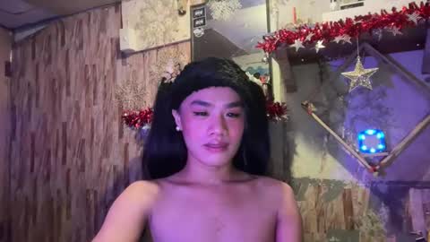 Snapshot of ur_sweet_atarah18 chatting on 11/23/25, 10:42 Atarah online show from 11/23/25, 10:42