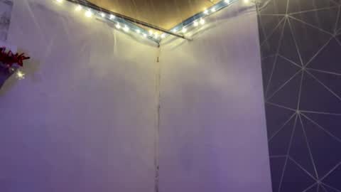 Snapshot of ur_sweet_atarah18 chatting on 11/29/25, 02:03 Atarah online show from 11/29/25, 02:03