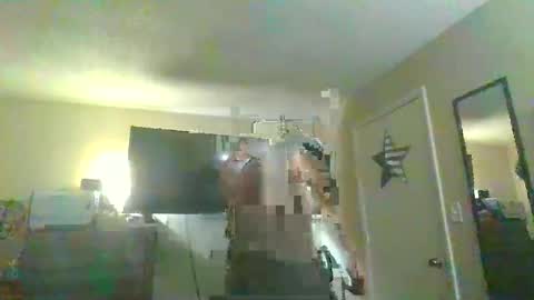 ur_zaddy4now online show from 12/19/24, 12:34