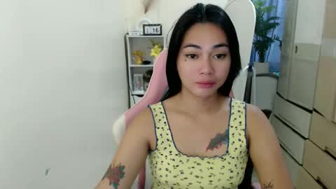 urasian_erica online show from 11/16/25, 10:26