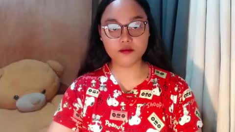 Lycah online show from 11/16/25, 08:47