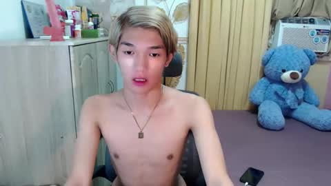urasian_john20 online show from 06/02/26, 01:02