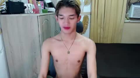 urasian_john20 online show from 07/07/26, 11:14