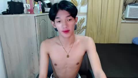 urasian_john20 online show from 07/08/26, 11:26