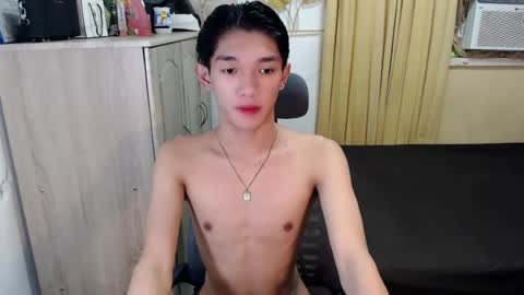 urasian_john20 online show from 07/12/26, 08:11