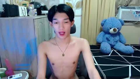 urasian_john20 online show from 07/25/26, 08:34