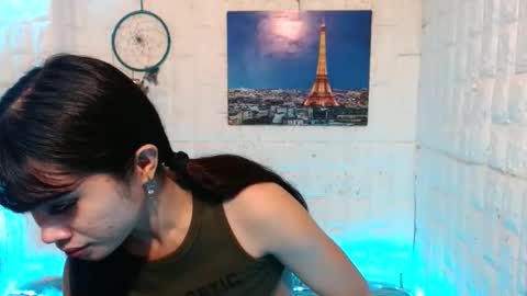 Shirley online show from 06/11/26, 04:38