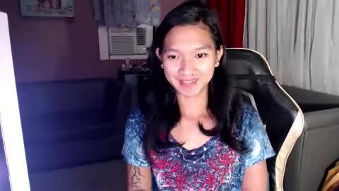 NEWRA  ALLISON online show from 10/03/25, 08:50