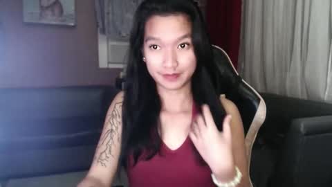 NEWRA  ALLISON online show from 10/14/25, 05:52