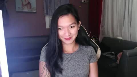 NEWRA  ALLISON online show from 10/19/25, 08:53