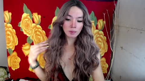 Snapshot of urasian_slut_yana chatting on 12/18/24, 09:58 yana online show from 12/18/24, 09:58