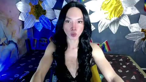 yana online show from 07/05/26, 10:17