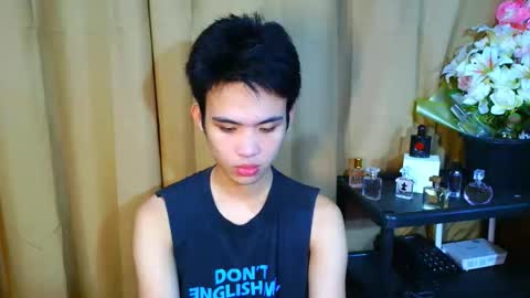 urasiancumboix2 online show from 11/14/25, 08:24