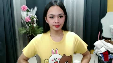 Snapshot of urasiancumgirl_ chatting on 06/27/26, 12:22 urasiancumgirl_ online show from 06/27/26, 12:22