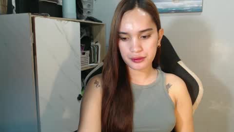 Snapshot of urasianfuckprincessxxx chatting on 01/03/25, 09:15 urasianfuckprincessxxx online show from 01/03/25, 09:15