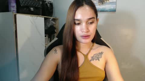 Snapshot of urasianfuckprincessxxx chatting on 02/01/25, 09:29 urasianfuckprincessxxx online show from 02/01/25, 09:29