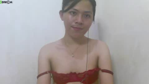 Snapshot of urasianlover69x chatting on 01/21/25, 09:35 rai online show from 01/21/25, 09:35