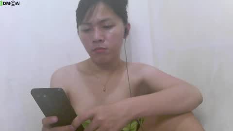 Snapshot of urasianlover69x chatting on 02/10/25, 06:45 rai online show from 02/10/25, 06:45