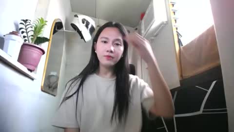 Erika online show from 04/22/26, 02:14