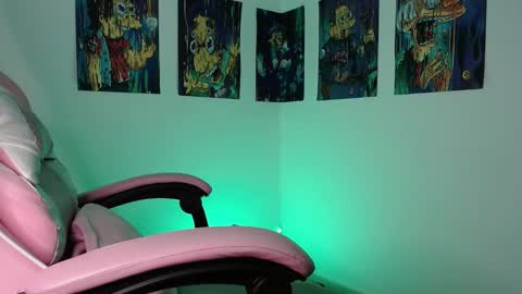 Danielle  online show from 01/24/25, 08:44