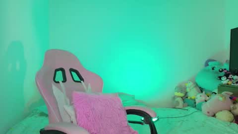 Danielle  online show from 02/13/26, 09:49