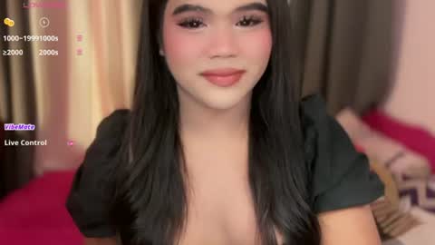 Snapshot of urbabysofia0305 chatting on 06/26/26, 03:38 Sofia online show from 06/26/26, 03:38
