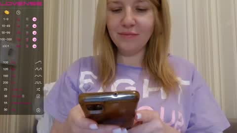 urbadkitty online show from 12/25/24, 12:58