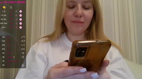 urbadkitty online show from 01/10/25, 12:47