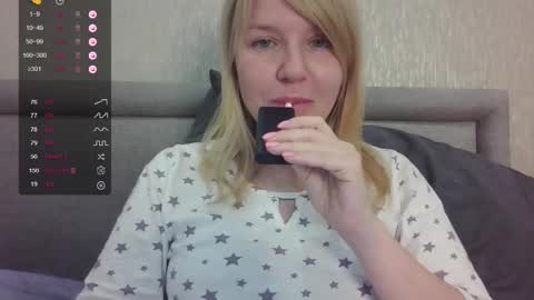 urbadkitty online show from 09/23/25, 07:11