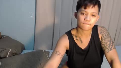 Urbbgurl lynxx  online show from 04/22/26, 07:59