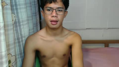 Snapshot of urbbyjosh chatting on 01/15/25, 05:08 joshua online show from 01/15/25, 05:08