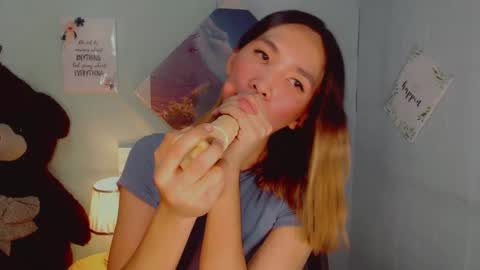 Snapshot of urblossom_harahxxx chatting on 01/21/25, 12:15 urblossom_harahxxx online show from 01/21/25, 12:15