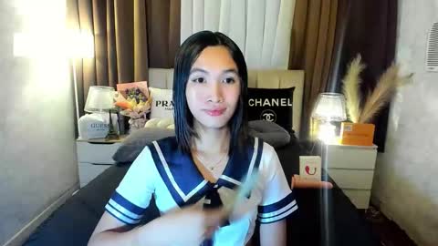 Snapshot of urblossom_princess chatting on 10/04/25, 06:50 urblossom_princess online show from 10/04/25, 06:50