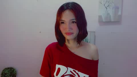 Snapshot of urblossom_princess chatting on 07/17/26, 03:18 urblossom_princess online show from 07/17/26, 03:18
