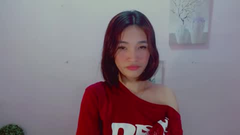 Snapshot of urblossom_princess chatting on 07/21/26, 10:28 urblossom_princess online show from 07/21/26, 10:28