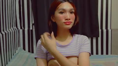 Snapshot of urblossom_princess chatting on 07/29/26, 12:47 urblossom_princess online show from 07/29/26, 12:47