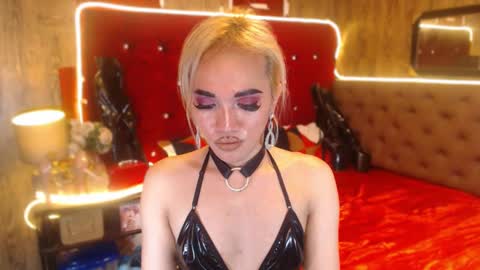 Snapshot of urcumgirlasiants chatting on 01/17/25, 11:07 KENDALL online show from 01/17/25, 11:07