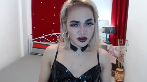 Snapshot of urcumgirlasiants chatting on 02/04/25, 11:27 KENDALL online show from 02/04/25, 11:27