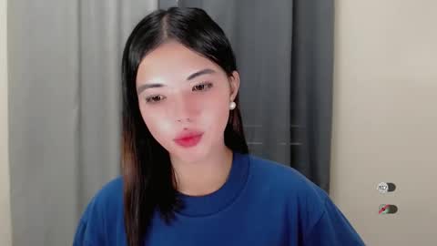 urcutie_ayah online show from 12/17/25, 05:24