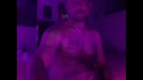 urdaddy875867 online show from 11/27/25, 07:43