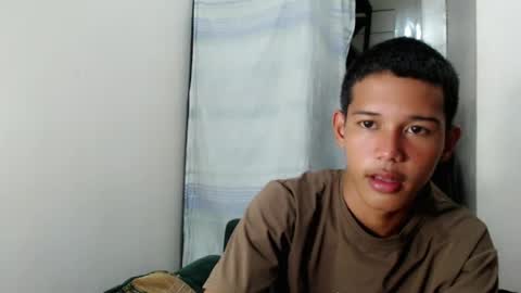Snapshot of urdreamboy_clarin chatting on 07/13/26, 09:45 urdreamboy_clarin online show from 07/13/26, 09:45
