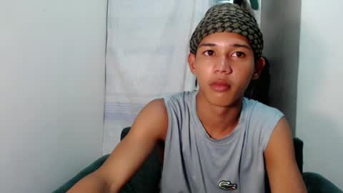 Snapshot of urdreamboy_clarin chatting on 07/17/26, 04:45 urdreamboy_clarin online show from 07/17/26, 04:45