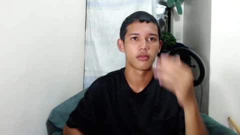 Snapshot of urdreamboy_clarin chatting on 07/22/26, 09:12 urdreamboy_clarin online show from 07/22/26, 09:12